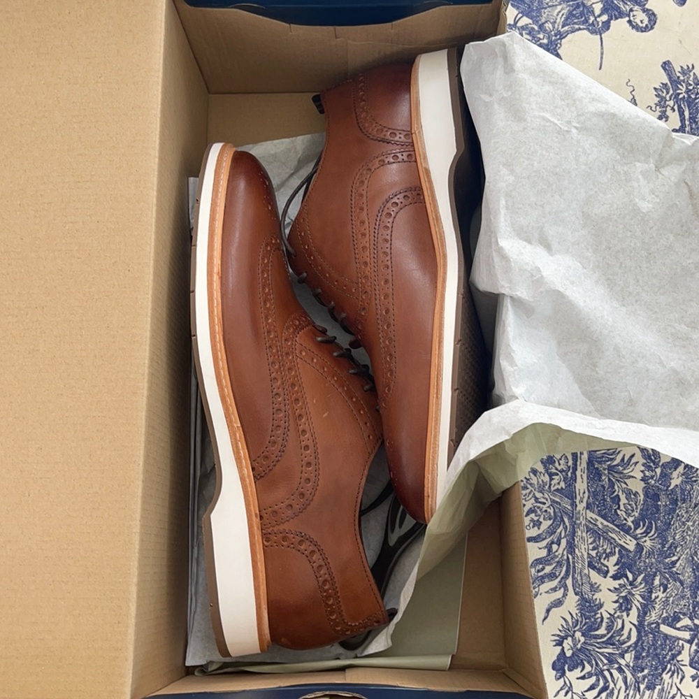 new cole hann shoes!! never worn!